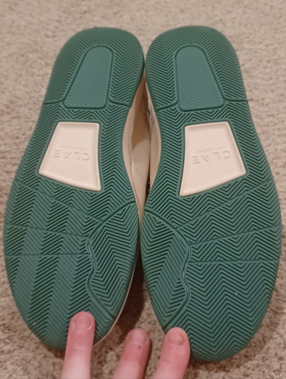 CLAE Malone "Apple" Vegan Sneakers in the off-white and dark green. Size 8 - Picture 9 of 9